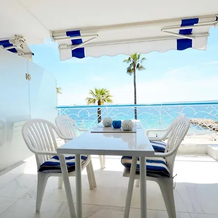 Luxueux De 2 Pieces , Etage Eleve , Terrasse Face A La , A Saisir! Apartman *